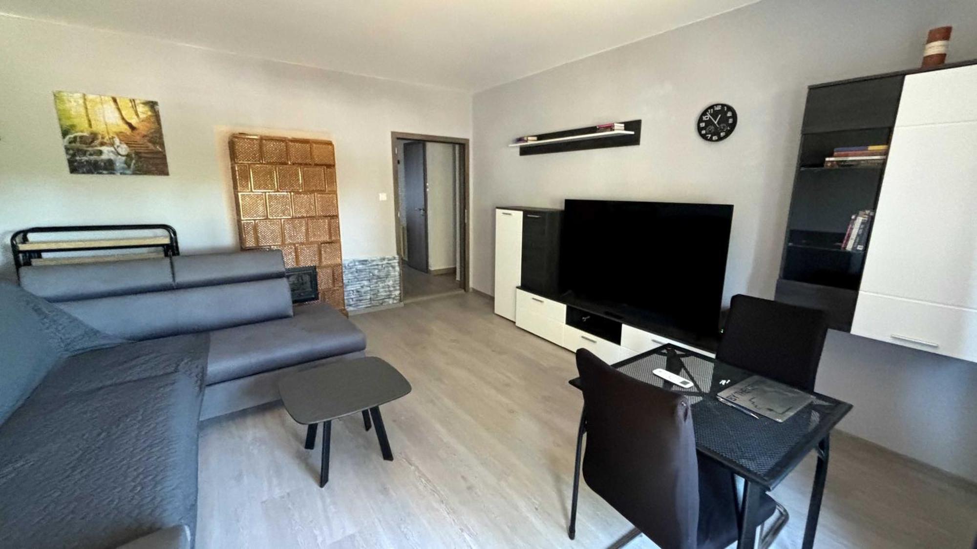 By The Center Apartment Balatonalmadi Luaran gambar